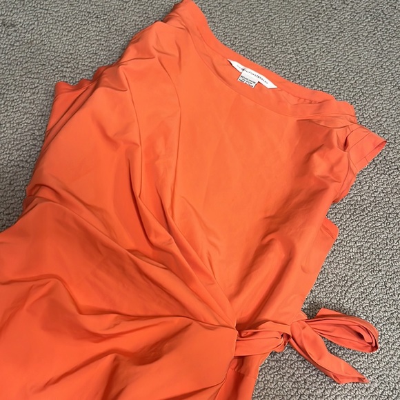 Diane von Furstenberg Della Dress in Peach 8 - Picture 4 of 10